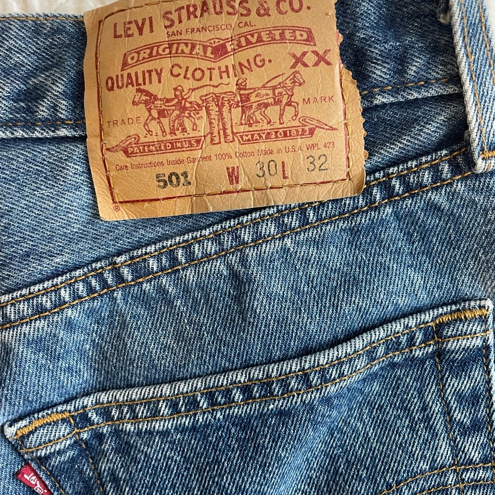 Rare Vintage 90s Levi’s 501 jeans women USA Made 27x31 denim